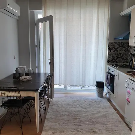 Villa Kiara 6km To Airport,5 Minutes To The Center By Walk