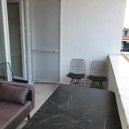 Kiara 6km To Airport,5 Minutes To The Center By Walk דלמן