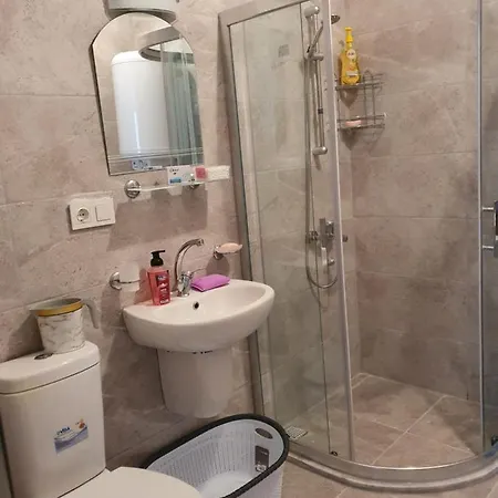 Kiara 6km To Airport,5 Minutes To The Center By Walk דלמן